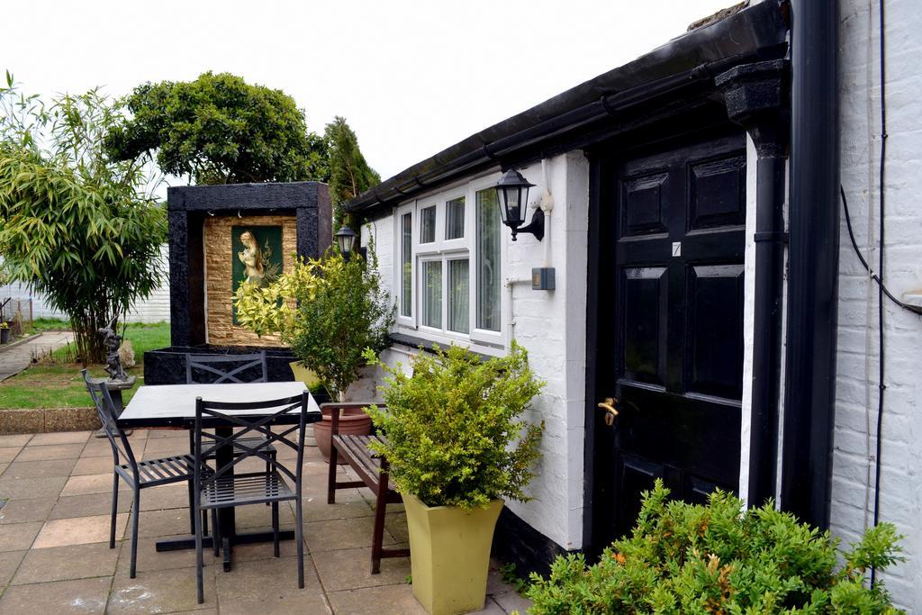 Ely Guest House Bilik gambar